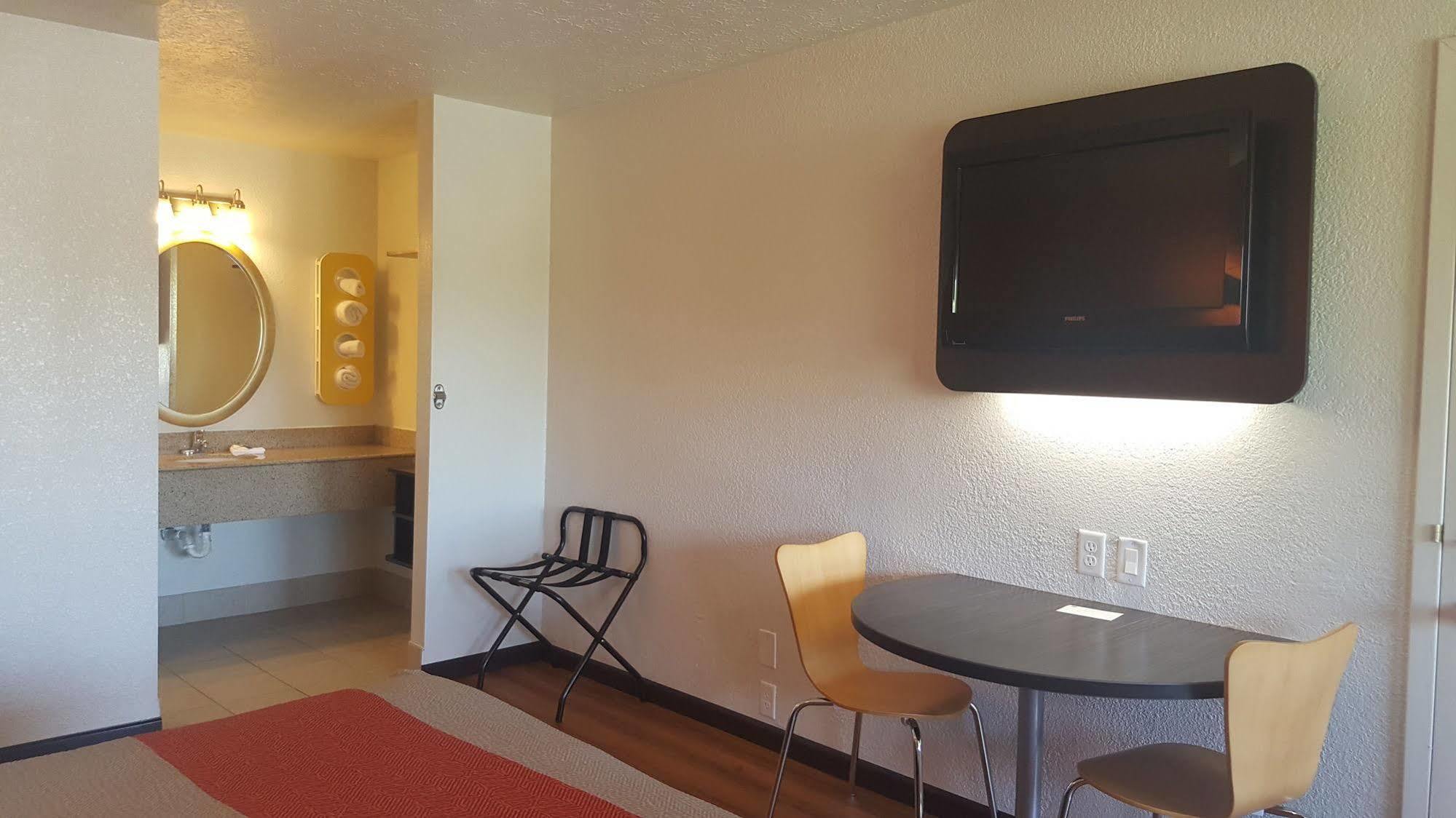 Motel 6-Columbus, Oh - Osu Eksteriør billede