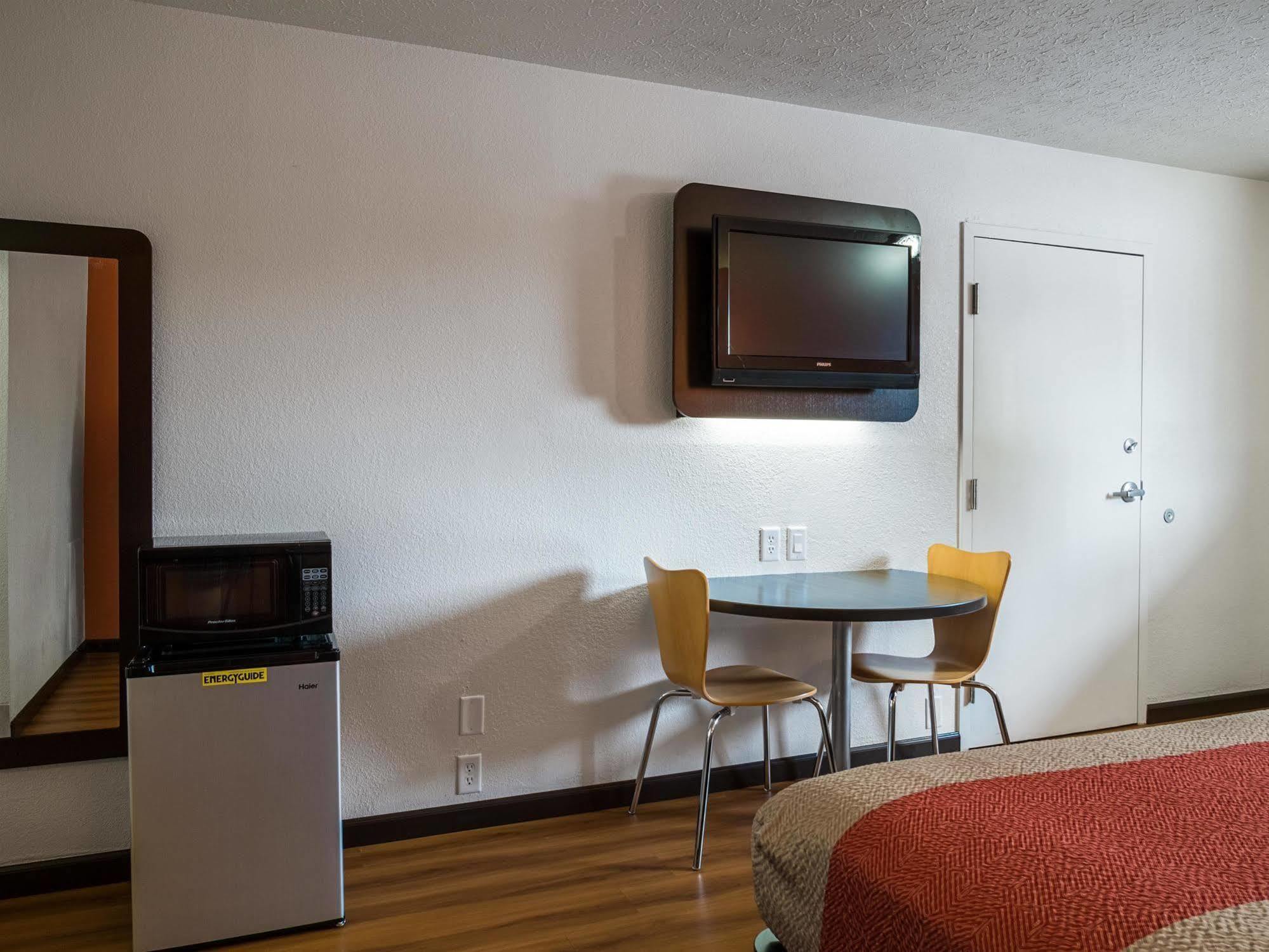 Motel 6-Columbus, Oh - Osu Eksteriør billede