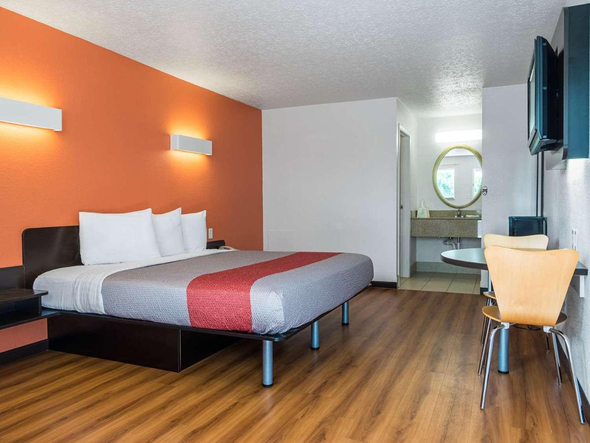Motel 6-Columbus, Oh - Osu Eksteriør billede